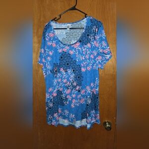LuLaRoe Blue and Pink Floral Short Sleeve Top
